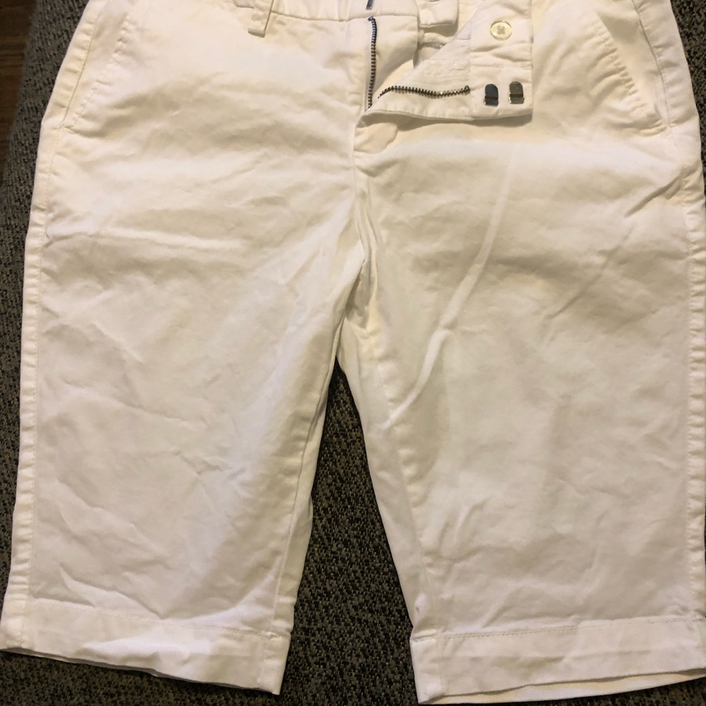 Gap Short.